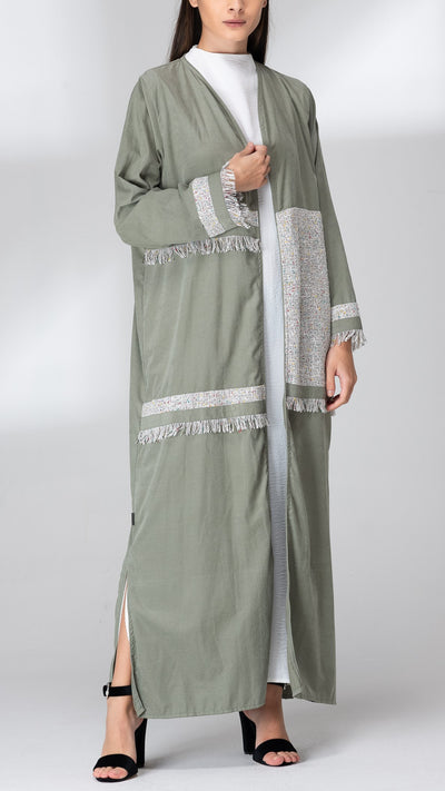 Border abaya